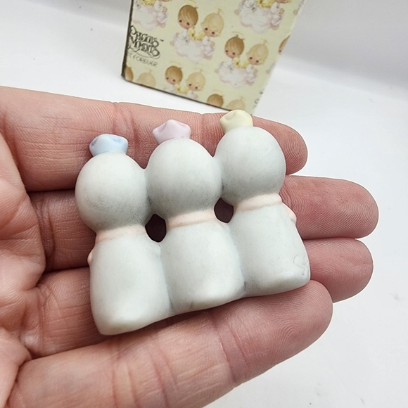 1995 Precious Moments - We Have Come From Afar 1.5" w Box Nativity Figurine - Picture 3 of 5